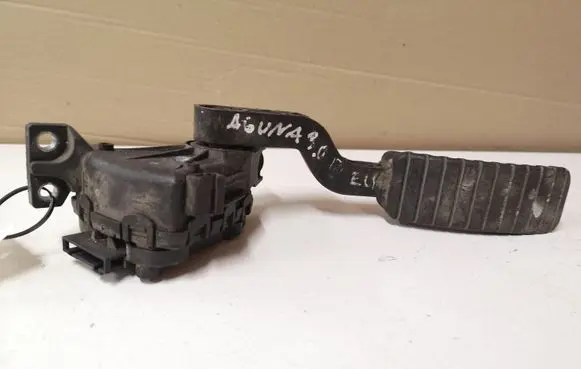 Renault Laguna II Accelerator throttle pedal 8200003392 6PV00811901