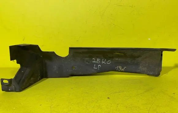 Chrysler 300 - 300C Intercooler air guide/duct channel 04806237AE