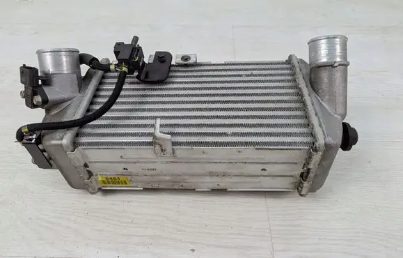 KIA Stonic Intercooler radiator 2827004610
