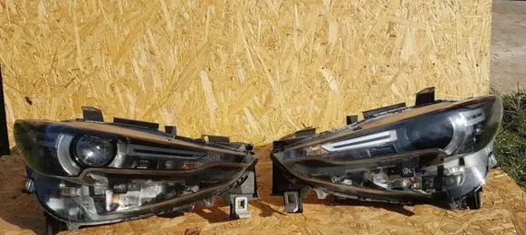 Mazda CX-5 II Headlight/headlamp KB8N51040 KN8N51030