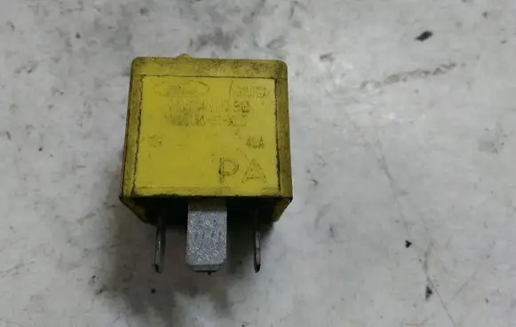 Ford Focus Other relay 93BG14N089
