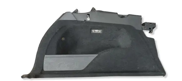 Volkswagen Touareg II Trunk/boot side trim panel 7P6863820