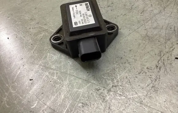 Toyota Avensis T250 ESP acceleration yaw rate sensor 8918305020 5004142 0265005273