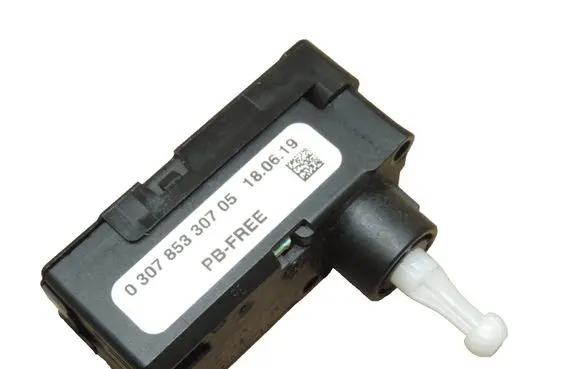 Renault Captur Headlight level adjustment motor 0307853307