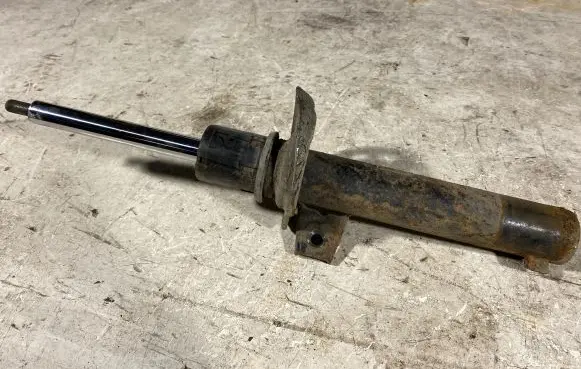 Audi A3 S3 A3 Sportback 8P Front shock absorber/damper 1t0413031db