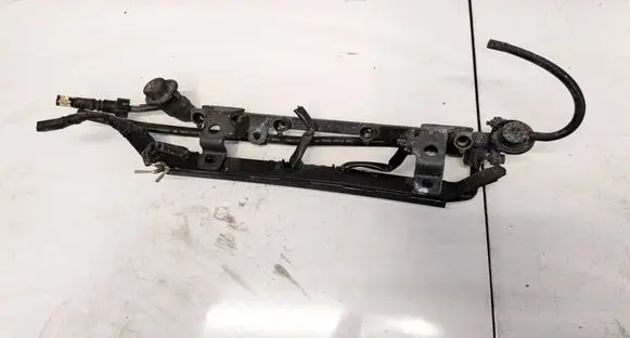 Mazda 323 Fuel main line pipe 