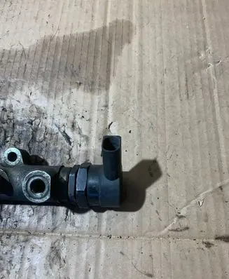 Audi A6 S6 C6 4F Fuel main line pipe 059130090J