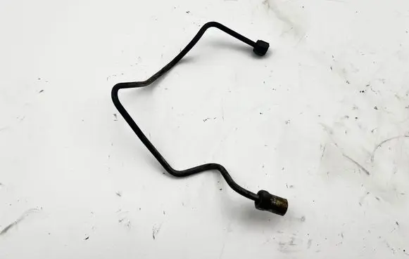 Toyota Land Cruiser (J120) Fuel injector supply line/pipe