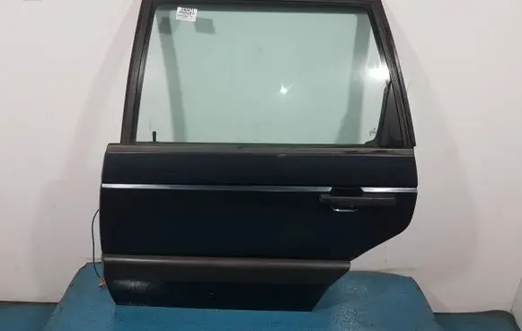 Volkswagen PASSAT B3 Rear door