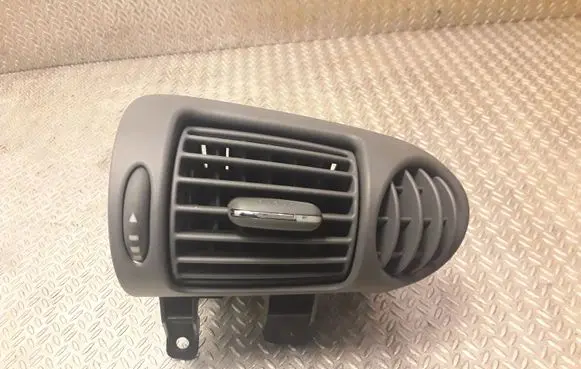 Mercedes-Benz C W203 Dashboard air vent grill cover trim 2038300654 A2038300654
