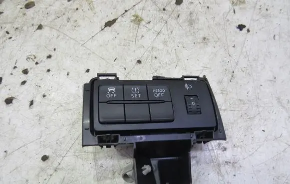Mazda 2 Other switches/knobs/shifts D13K66170