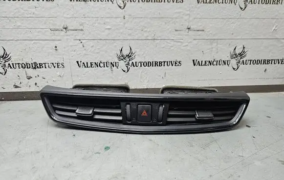 Dash center air vent grill
