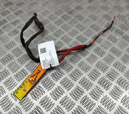 Tesla Model 3 Battery relay fuse 101558500A