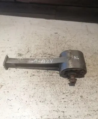 Ford Galaxy Engine mount bracket