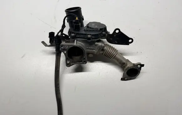 KIA Ceed Throttle body valve 284622U010