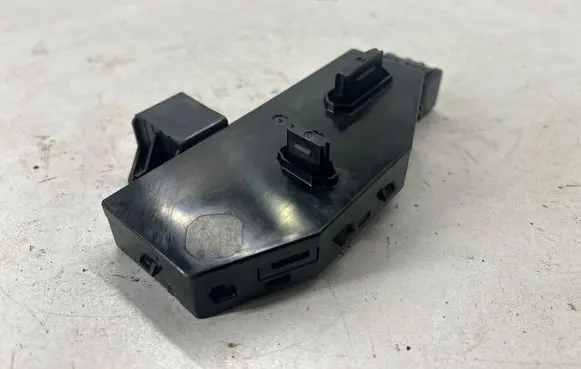 Chevrolet Camaro Seat control switch 23247099 20539 9353