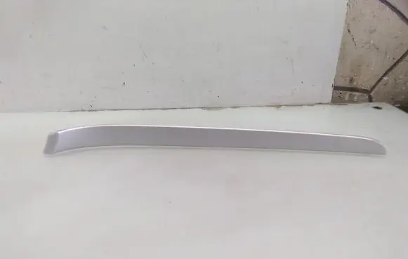 Audi A4 S4 B6 8E 8H Front door trim bar 8E0867409