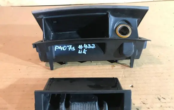 Peugeot 407 Car ashtray 9644562177
