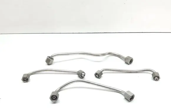 BMW 3 E90 E91 Fuel injector supply line/pipe 4561983 4561985 4561984