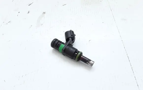 SsangYong Tivoli Fuel injector A1730780023 F091F04513