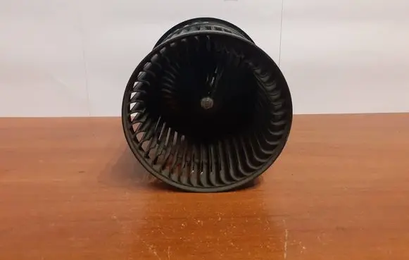 Nissan X-Trail T32 Heater fan/blower EM96