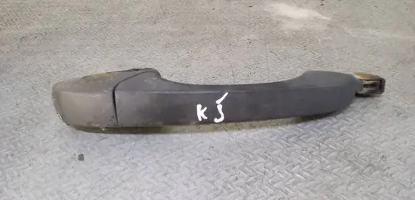 Volkswagen Routan Sliding door exterior handle 