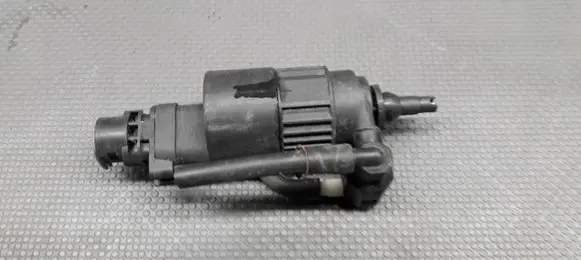 Renault Twingo I Windscreen/windshield washer pump