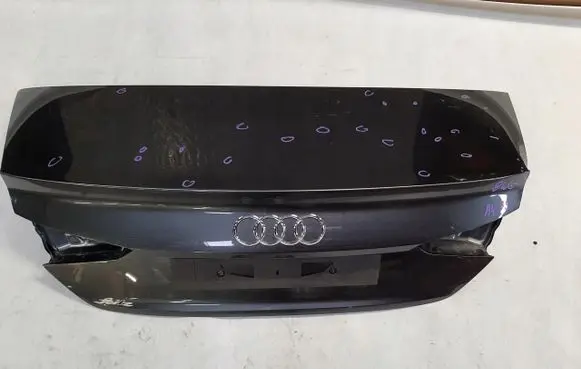 Audi A4 S4 B9 8W Tailgate/trunk/boot lid
