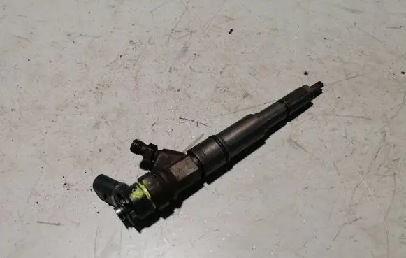 BMW 5 E60 E61 Fuel injector 0445110209 7794435