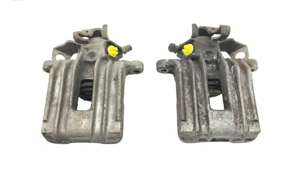 Skoda Octavia Mk1 (1U) Front brake caliper 