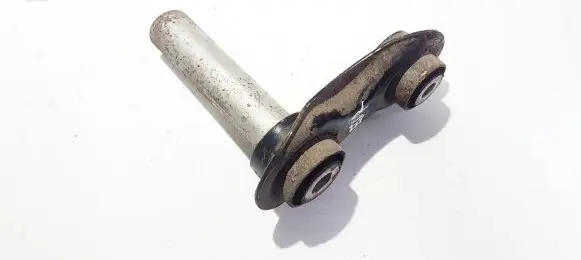 BMW 5 E60 E61 Rear axle beam mounts housing 