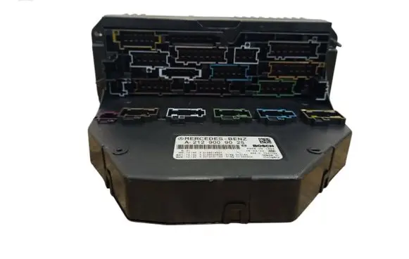 Mercedes-Benz E W212 Fuse module A2129009025 A2129014507 A2129020609