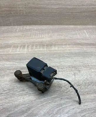 BMW 5 E39 Headlight/headlamp level sensor 1093698