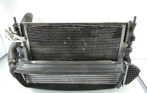 Volvo C30 Radiator set 3M5H-8C607-RJ