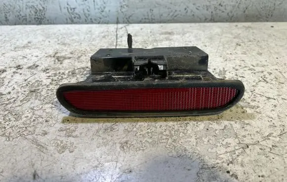 Mercedes-Benz A W169 Third/center stoplight 1688200056 ZB248001