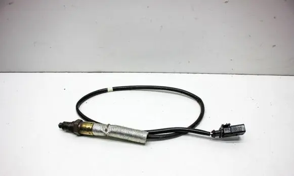 Audi Q3 F3 Lambda probe sensor 06K906262BS