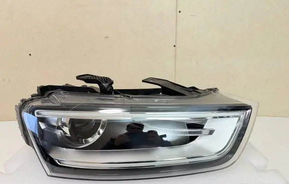 Audi Q3 8U Headlight/headlamp 8U0941006 7083200000