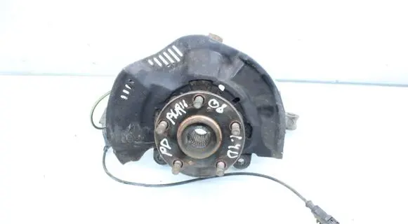 Toyota Auris 150 Front wheel hub