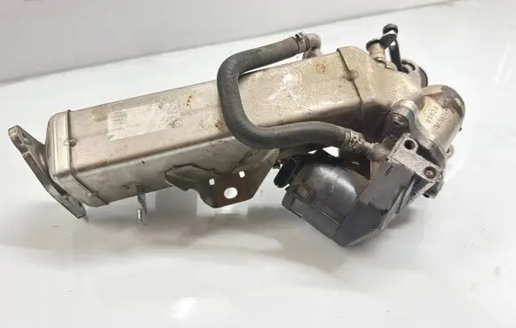 BMW 3 F30 F35 F31 EGR valve cooler 89638 D12075