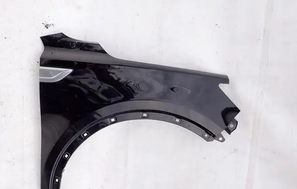 KIA Sorento IV Fender
