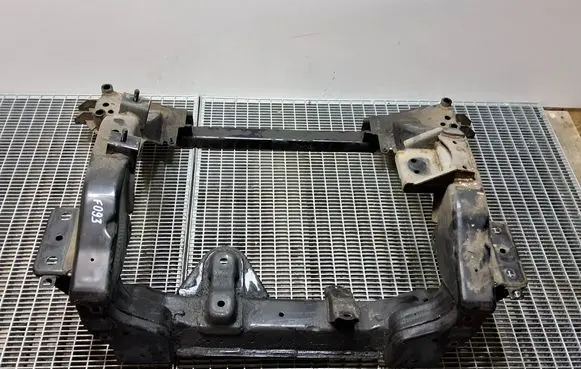 Nissan Elgrand Front subframe
