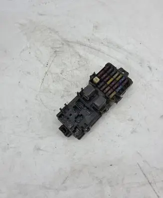 Mitsubishi Pajero Fuse module 2135 5L06