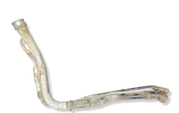 Volvo XC70 Fuel tank filler neck pipe 08624705