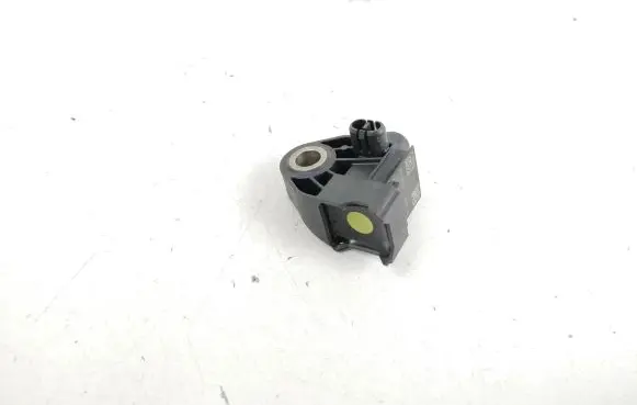Mercedes-Benz E W213 Airbag deployment crash/impact sensor A2139051300