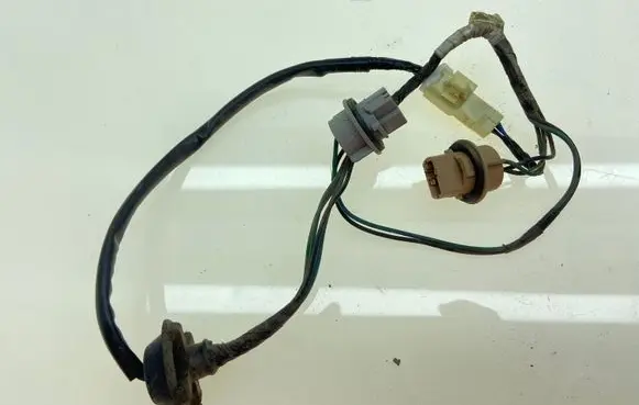 Subaru Legacy Rear tail light wiring loom 84981AG 84981AG040 84981AG140