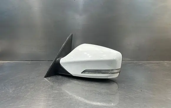 Hyundai ix20 Front door electric wing mirror 023372