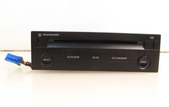 Volkswagen Golf IV CD/DVD changer FA011730