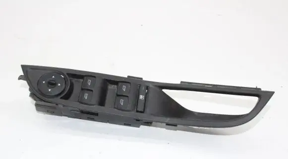 Ford Focus Other switches/knobs/shifts BM5T14A132AB