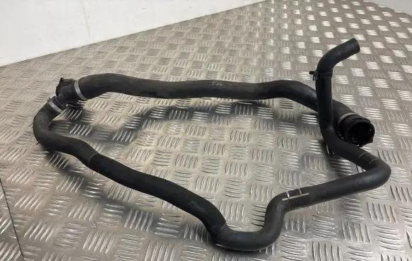 BMW 2 F46 Engine coolant pipe/hose 7617363 1712 13876010