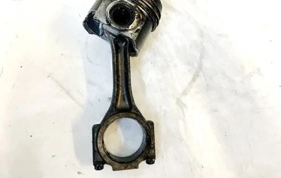 Volkswagen PASSAT B6 Piston with connecting rod
